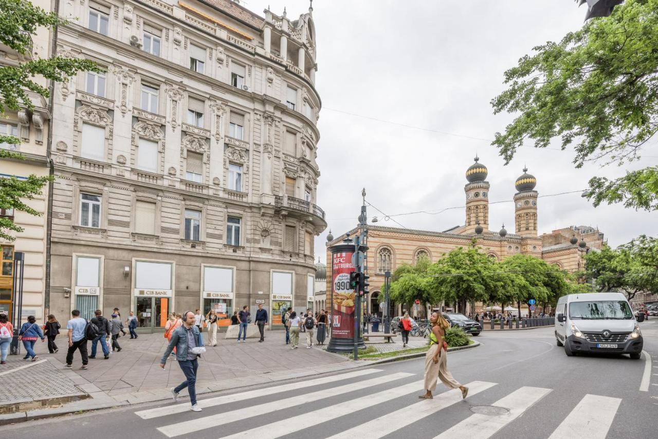Elegant Apartment In Super Central Location Budapeste Exterior foto